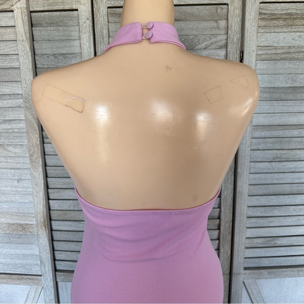 SUPERDOWN ORIANA RIBBED HALTER DRESS - Picture 12 of 13